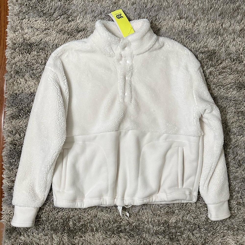 Target all in motion pullover